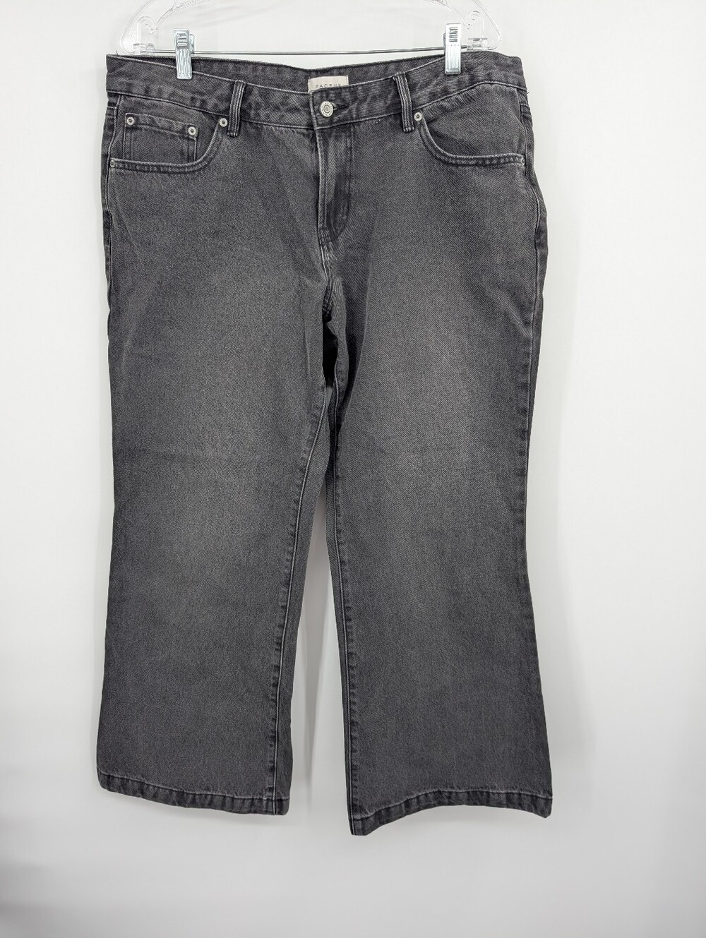 Pacsun Jade Lowrise Bootcut Black Jeans Women's sz 32 Short